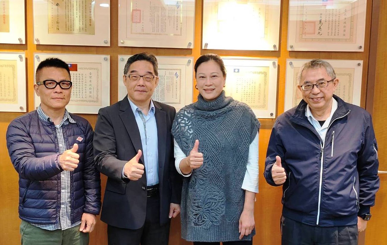 113年3月7日本會臺北市辦事處潘瑩娟處長與台北市政府捷運局鄭德發局長、陳建宏副處長、土木科李昌國科長座談,商討捷運環狀線東環段工程招標相關事宜。